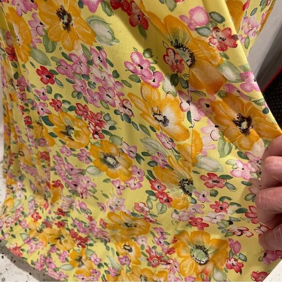 90’s-y2K 🥰 buttercup yellow vintage floral button front sleeveless maxi dress🌼 - Picture 10 of 10